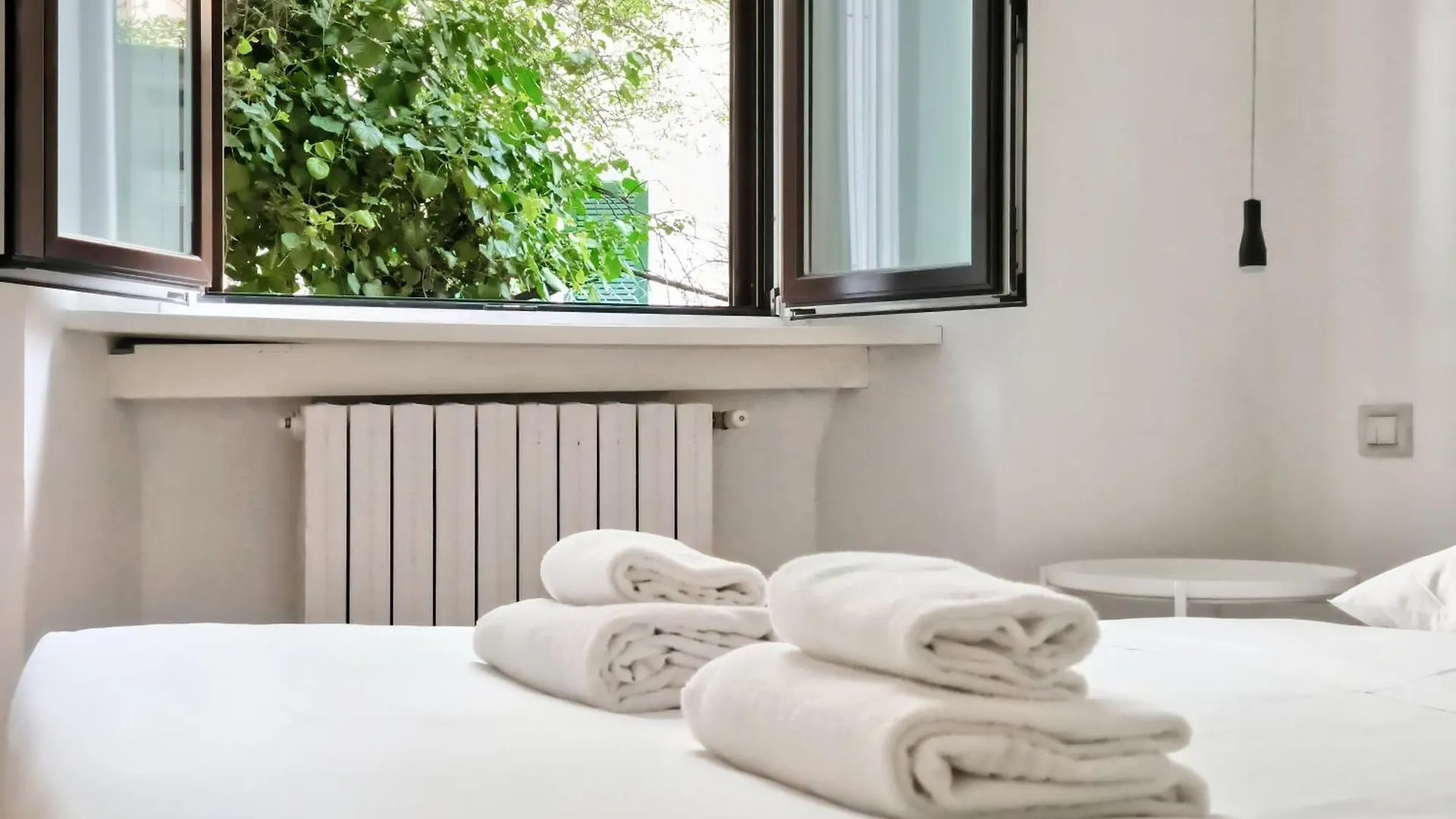 Just Urban Stays - Elegant And Bright Apartment - Risorgimento Area Milán